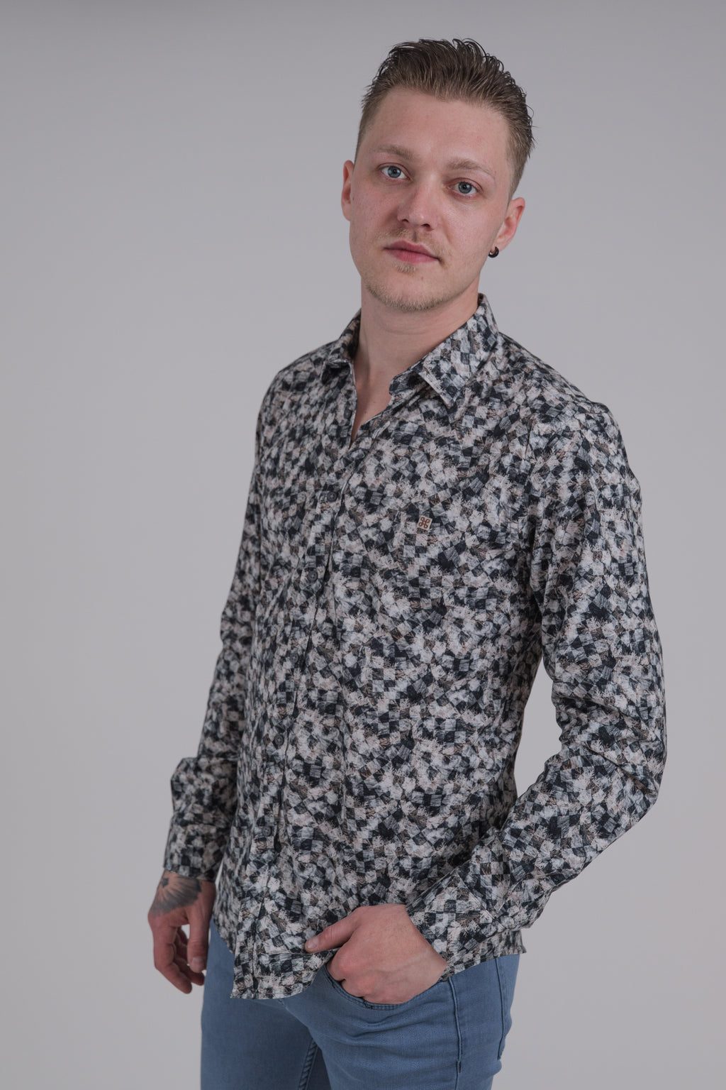 Camisa